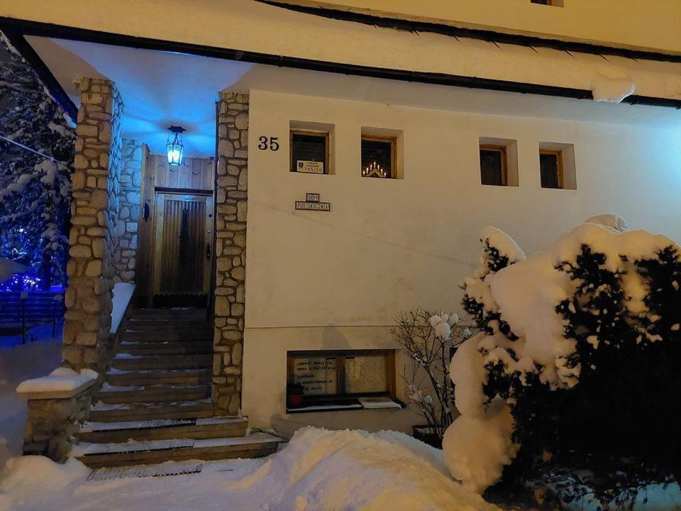 Dom Pod Skocznia Apartamento Zakopane Exterior foto