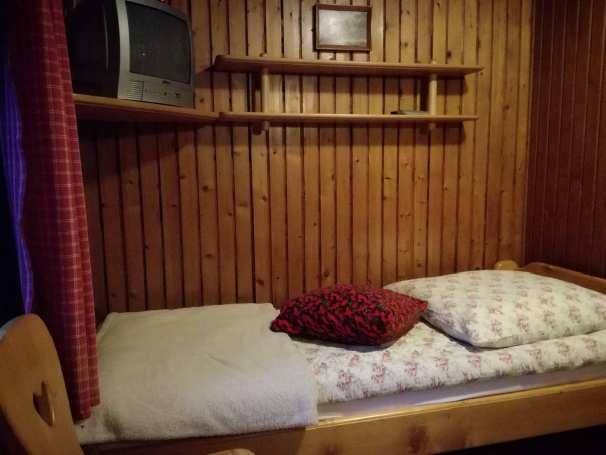 Dom Pod Skocznia Apartamento Zakopane Exterior foto